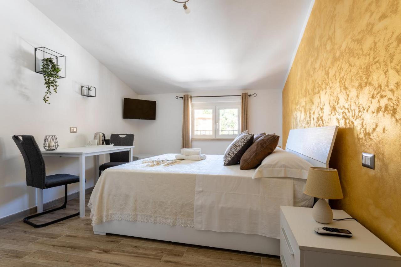 Cadoni Guest House Bosa Dış mekan fotoğraf
