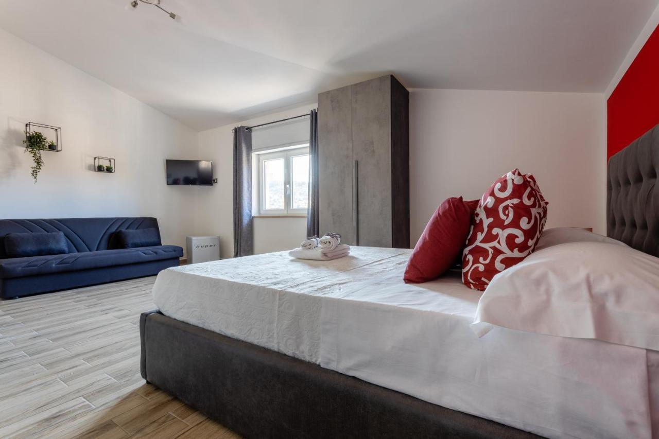 Cadoni Guest House Bosa Dış mekan fotoğraf